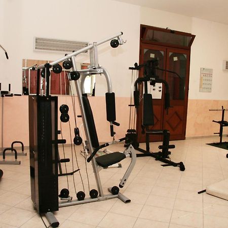 Hotel La Pineta Albenga Esterno foto