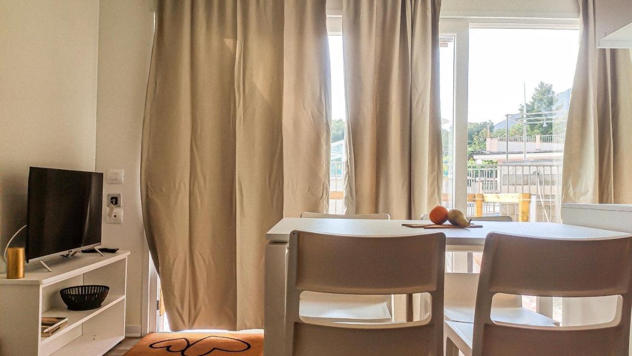 Hotel La Pineta Albenga Esterno foto