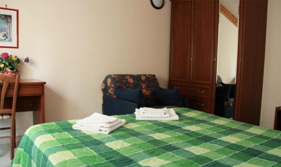 Hotel La Pineta Albenga Esterno foto