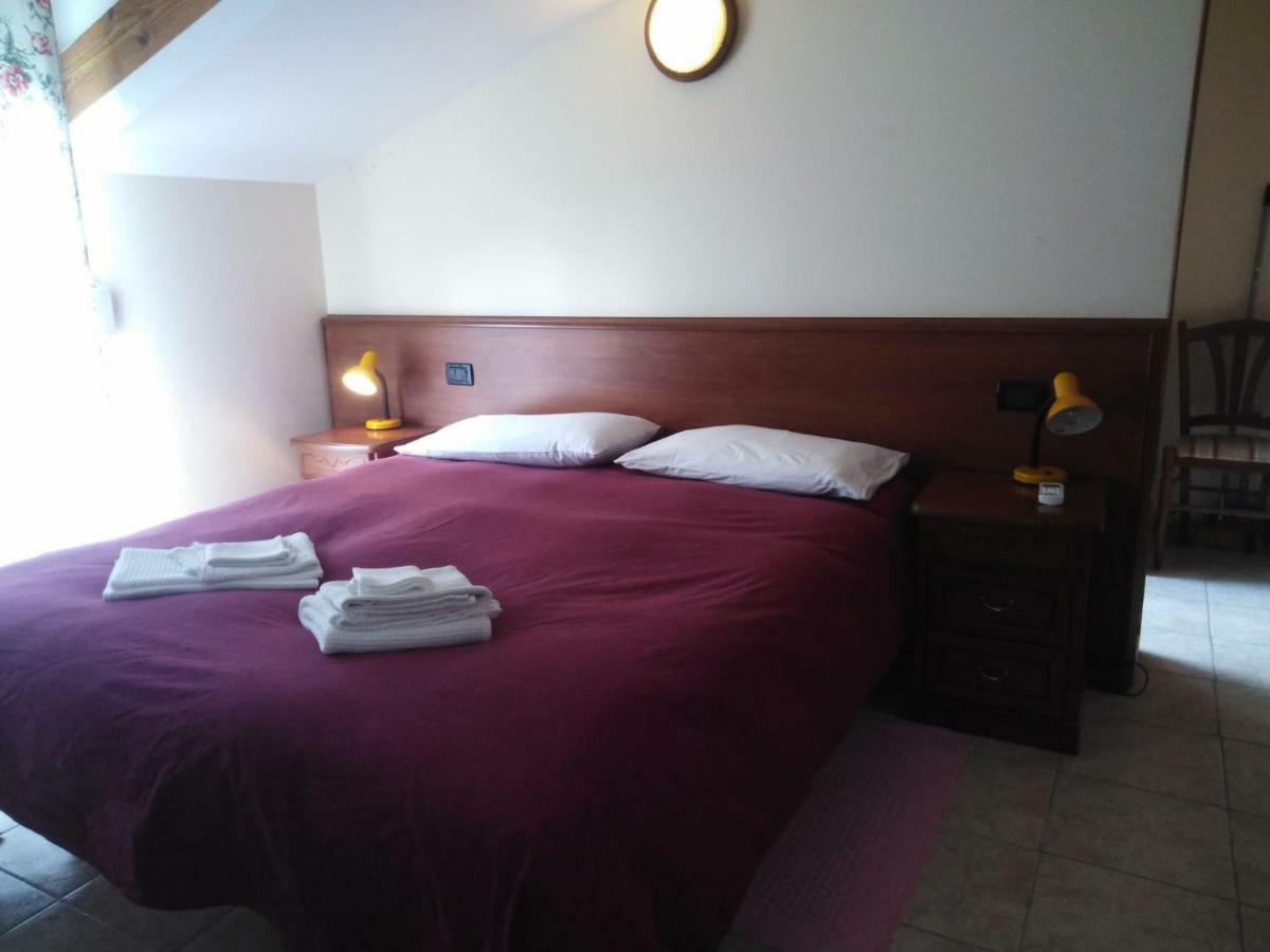 Hotel La Pineta Albenga Esterno foto
